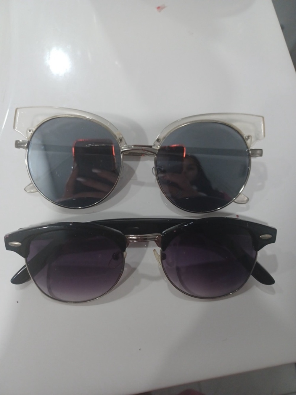 Clear Top Round Sunglasses & Black cat eyes Sunglasses - Gray Lenses
